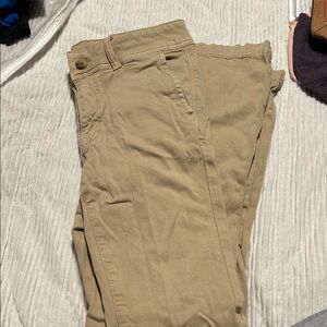 American Eagle Outfitters women’s Khaki Chinos